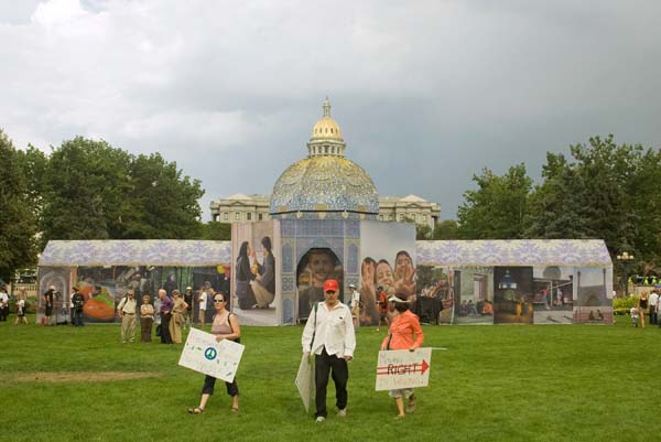 _mg_0117_0550 Somehow the view of an American State Capitol Building eclipsed by a pseudo mosque was disturbing.