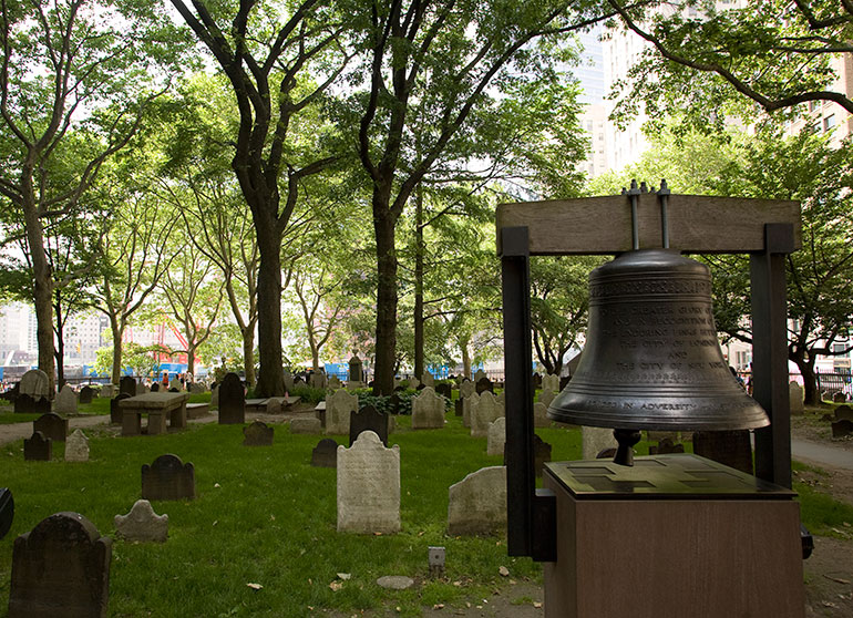 elmarco-lookingattheleft-0072